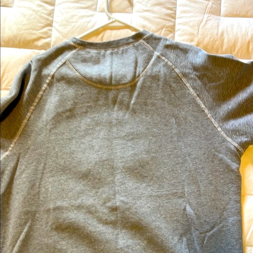 Purdue Boilermakers Gray Sweatshirt - Picture 6 of 6